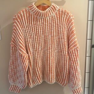 POL sweater from Von Maur, peach and white, size large